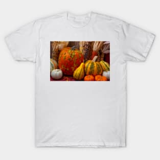 A Thankful Autumn Still life T-Shirt